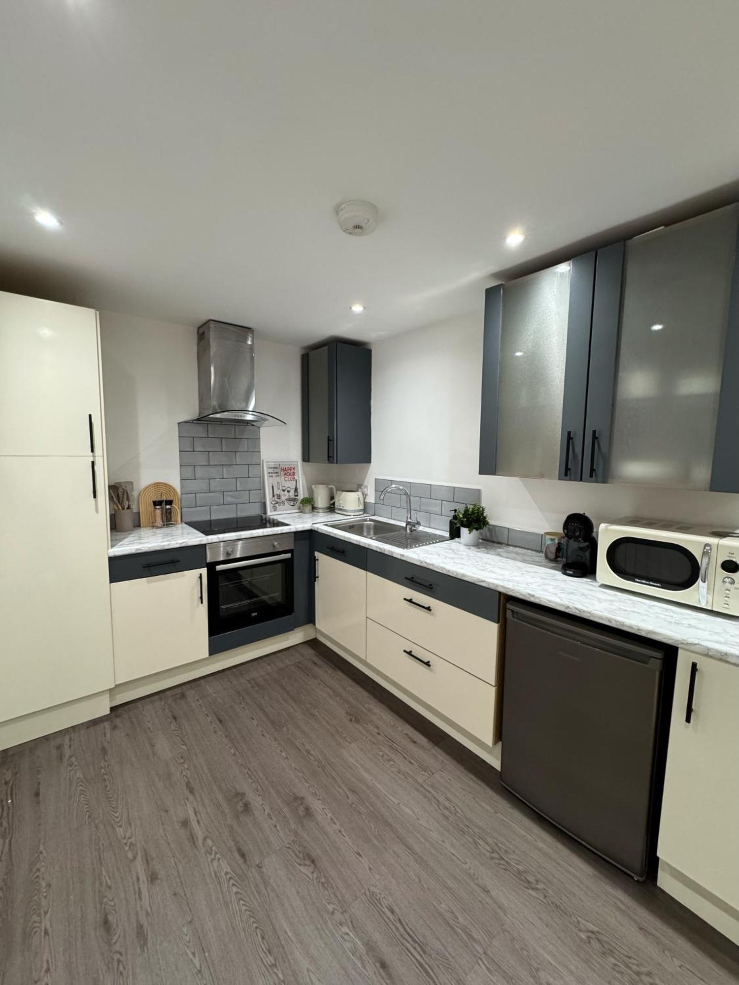 Cole Street Apartments Μπίρκενχεντ Εξωτερικό φωτογραφία